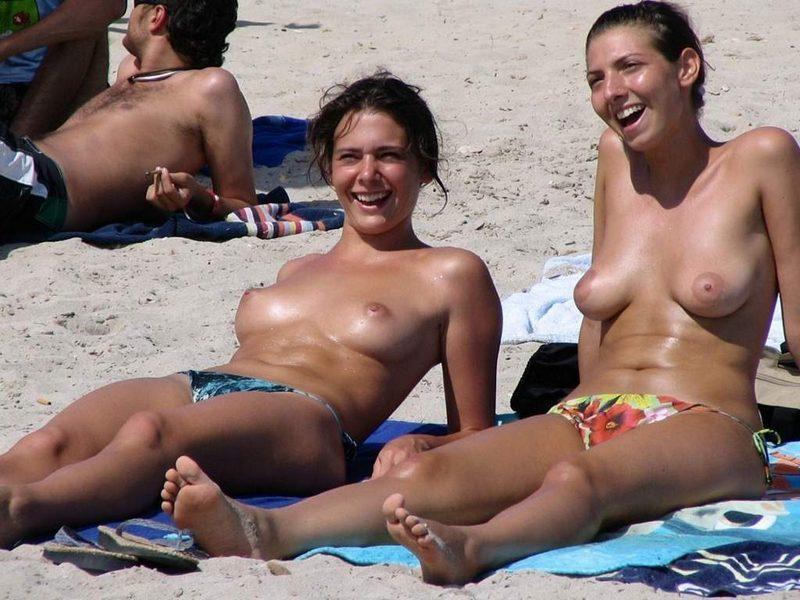 Girls strand am heiße nackt Russische FKK